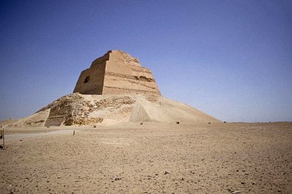 The Meidum pyramid, the royal tomb of king Sneferu